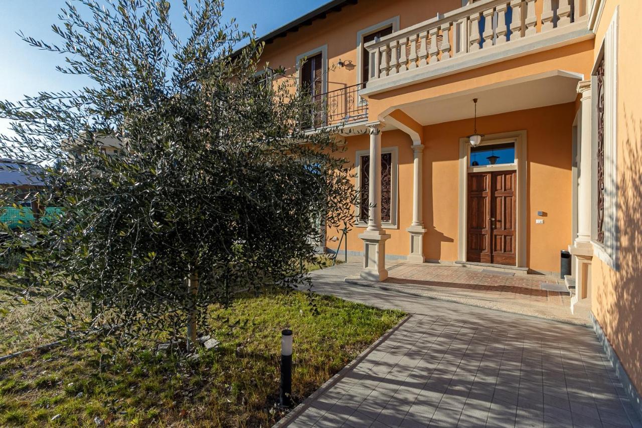 Al 33 Di Via Roma - Apartments 카르다노알캄포 외부 사진