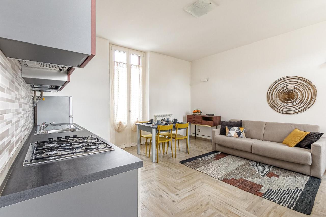 Al 33 Di Via Roma - Apartments 카르다노알캄포 외부 사진