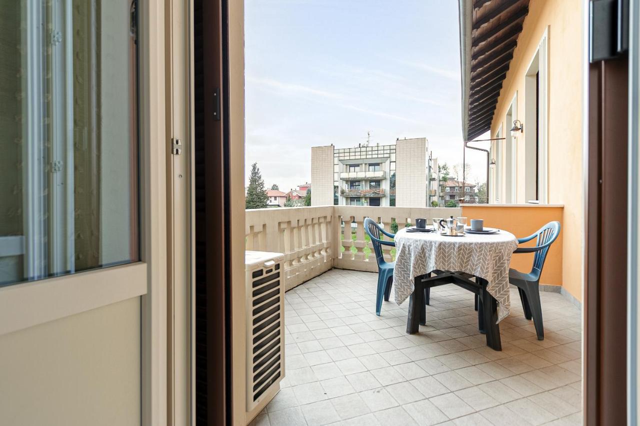Al 33 Di Via Roma - Apartments 카르다노알캄포 외부 사진