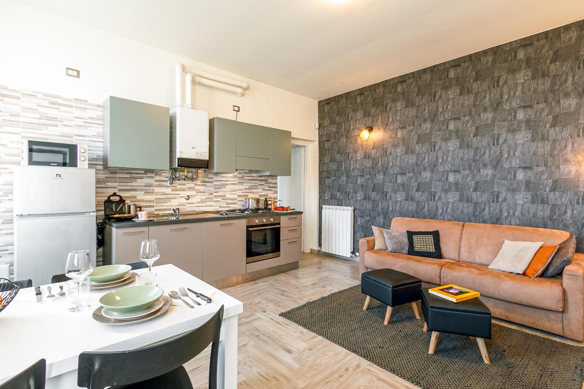 Al 33 Di Via Roma - Apartments 카르다노알캄포 외부 사진